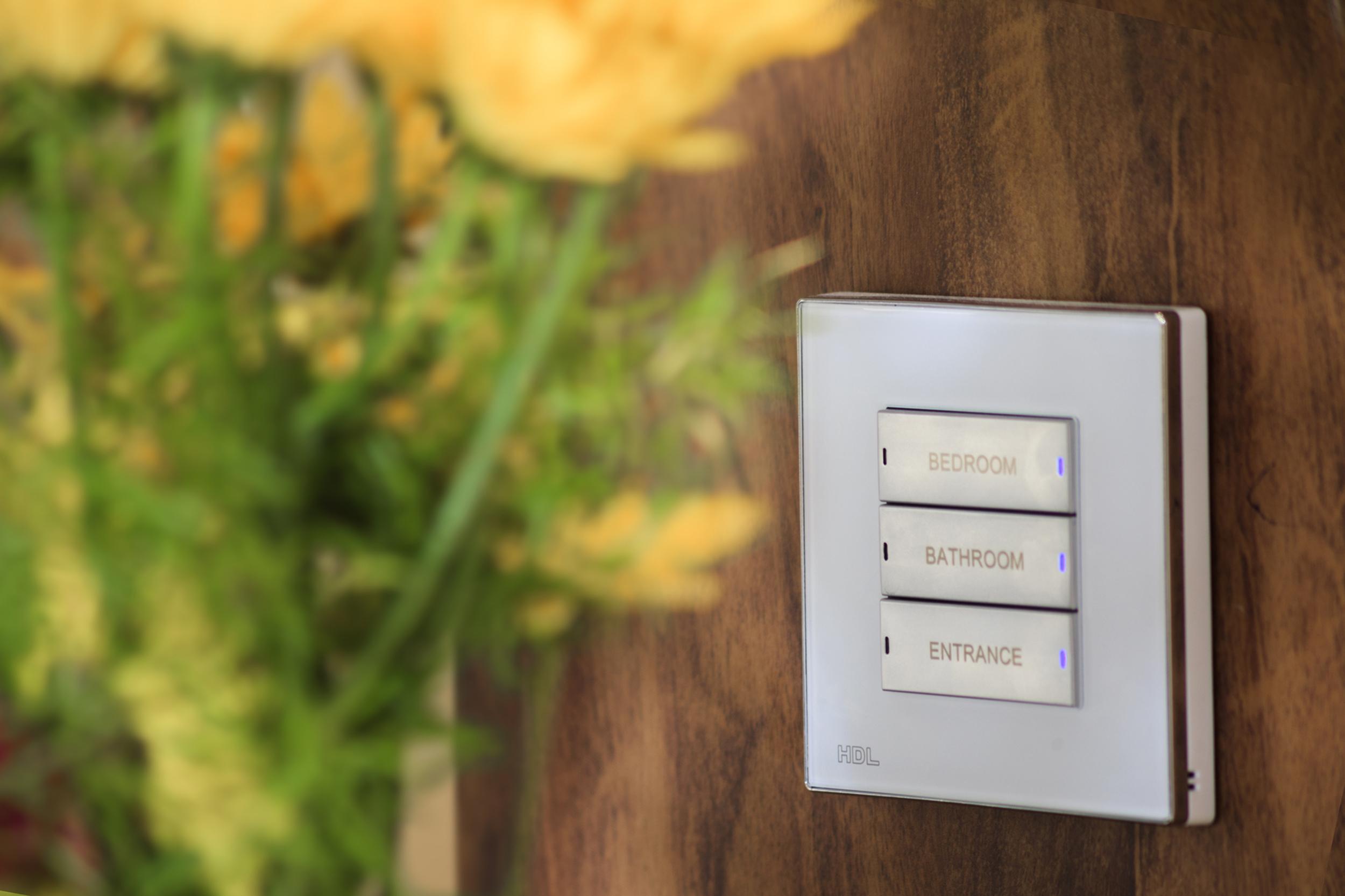 Hotel Regal Pacific סנטיאגו מראה חיצוני תמונה A Lutron Maestro light switch