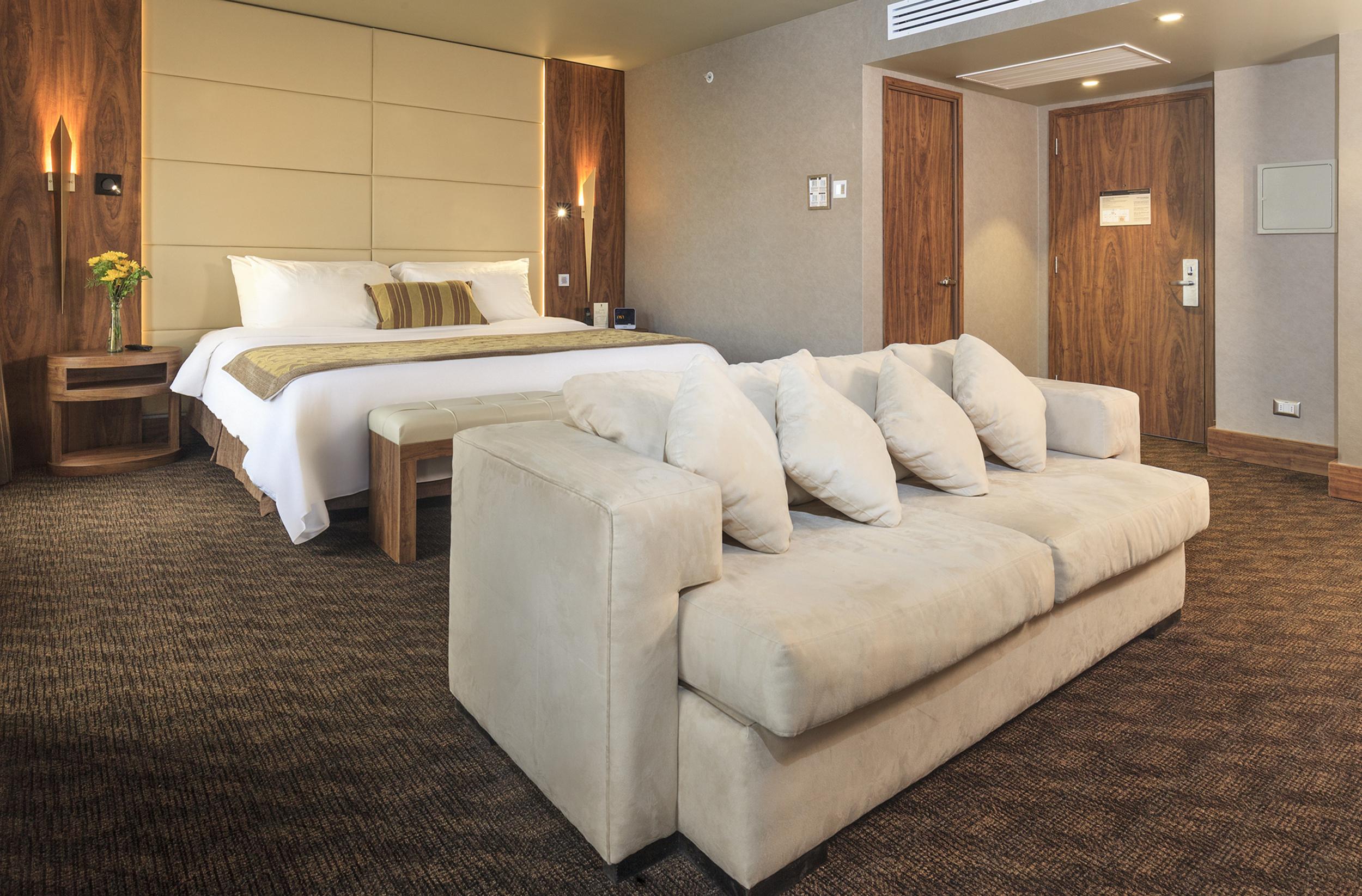 Hotel Regal Pacific סנטיאגו מראה חיצוני תמונה Suite at the Radisson Blu Hotel, Brussels