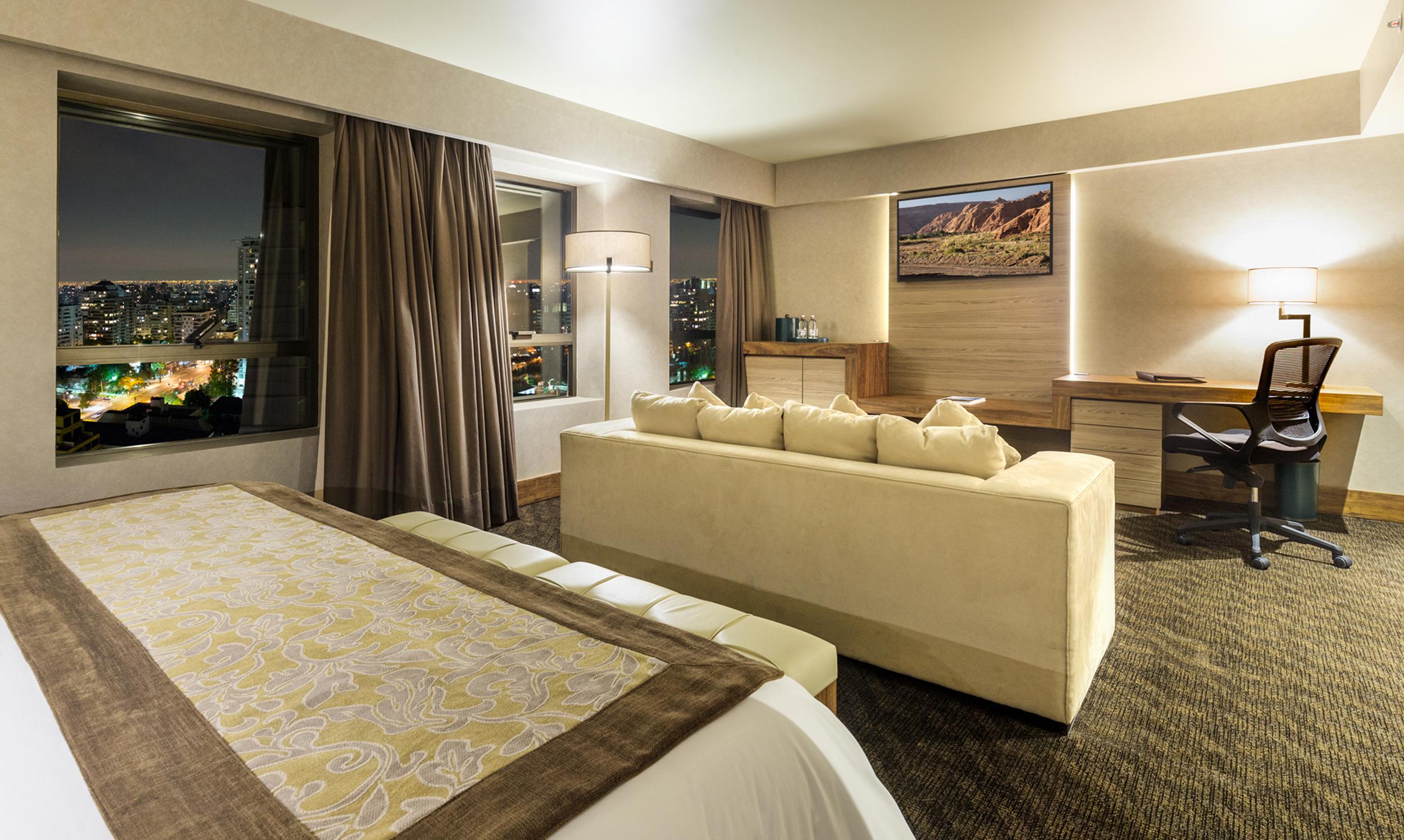 Hotel Regal Pacific סנטיאגו מראה חיצוני תמונה A suite at the hotel