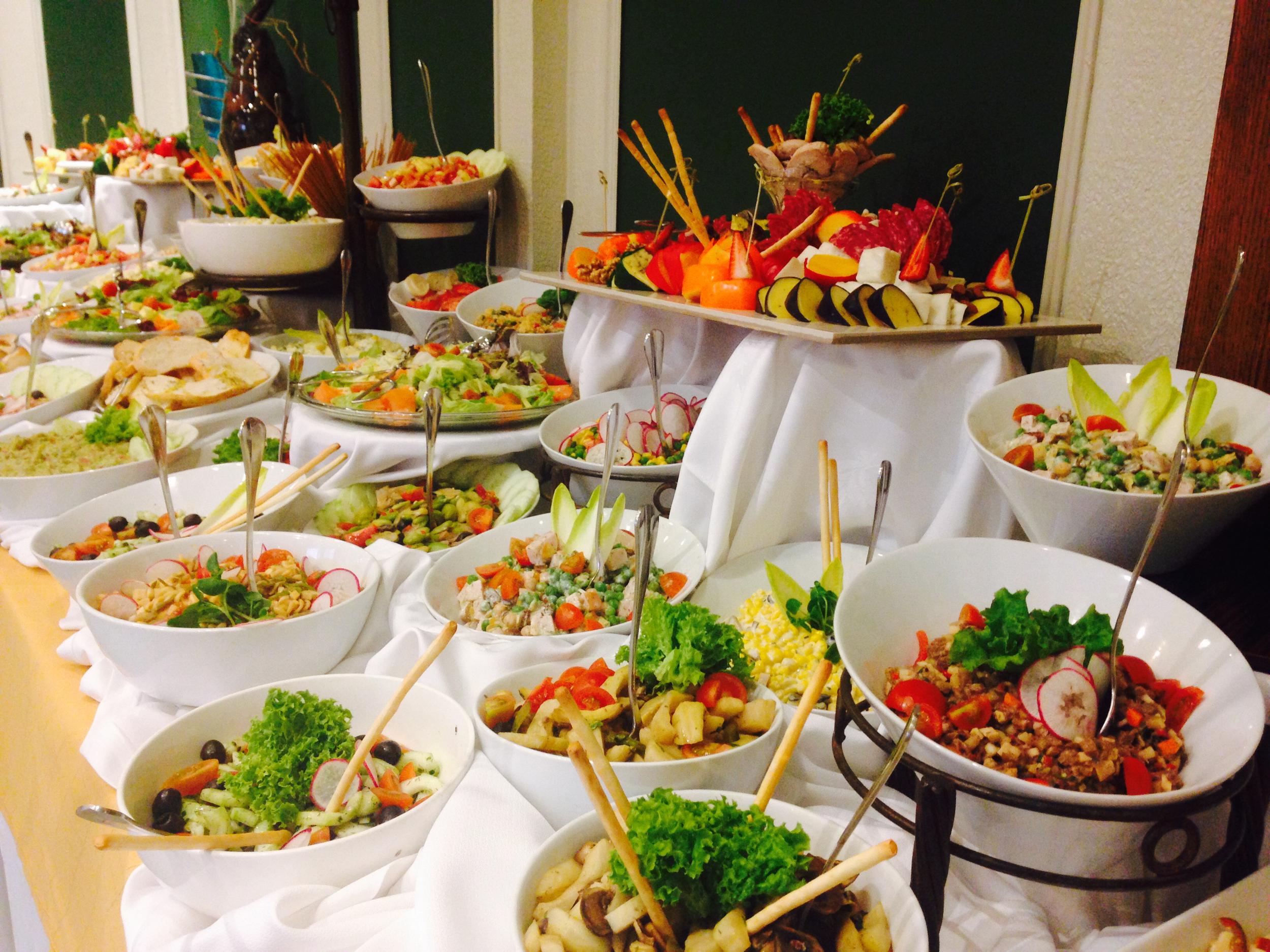 Hotel Regal Pacific סנטיאגו מראה חיצוני תמונה A selection of cold buffet