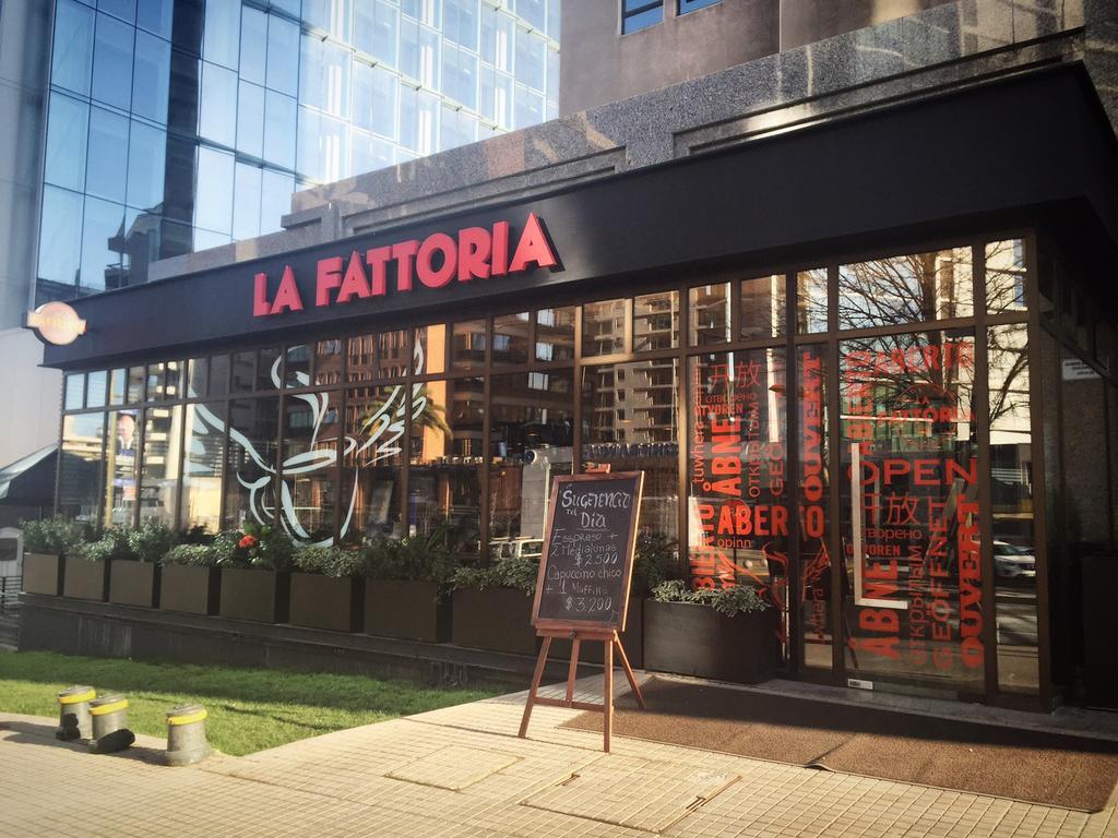 Hotel Regal Pacific סנטיאגו מראה חיצוני תמונה La Fattoria in Madrid